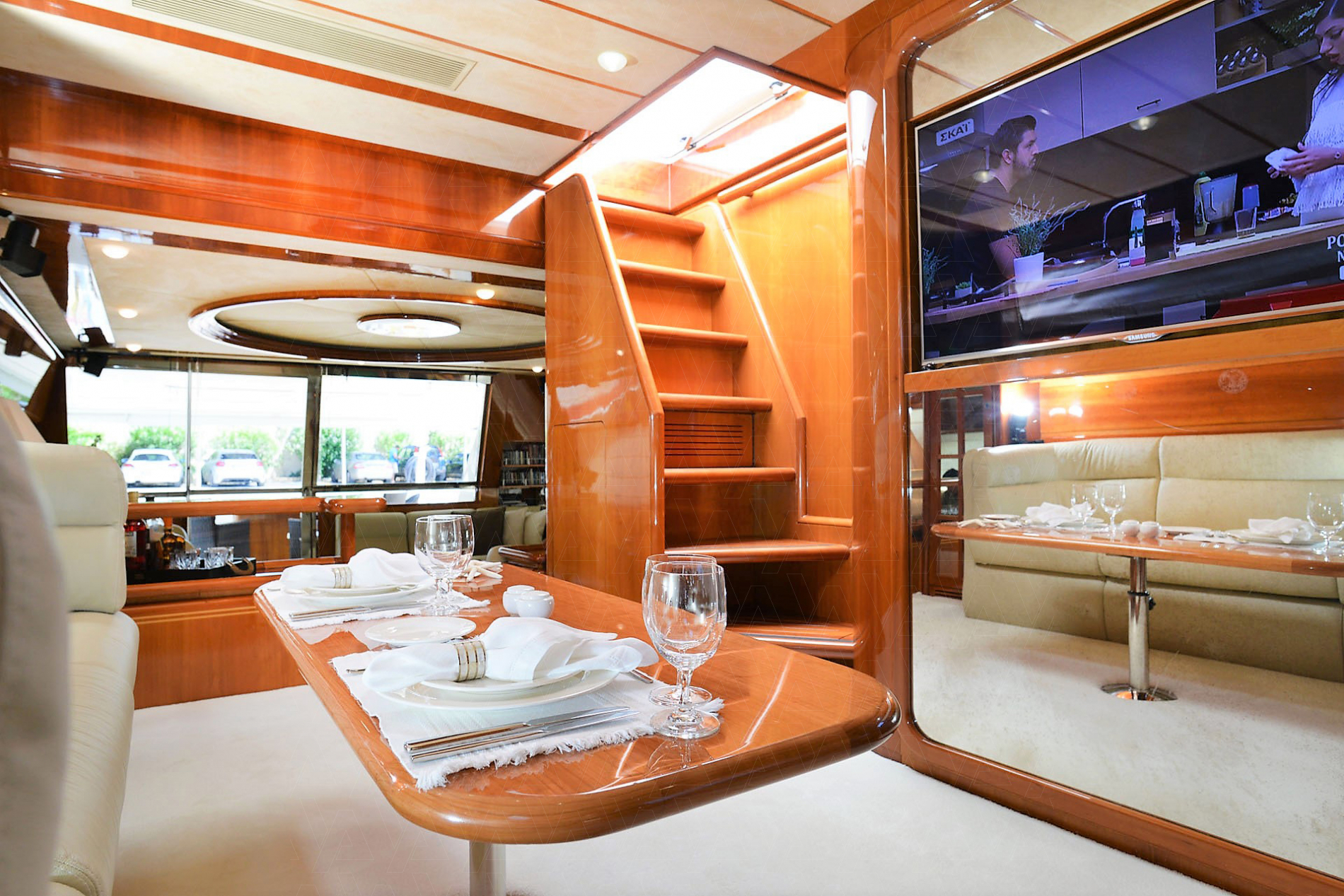 FERRETI 80 FLY (24) - Copy
