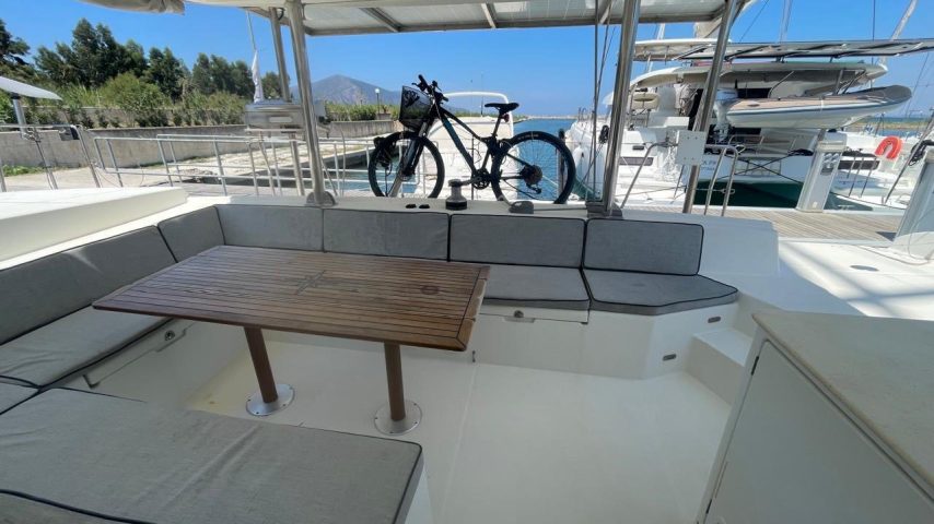 0e499dd1-a418-4d8a-a5fa-d9572f55f4a7