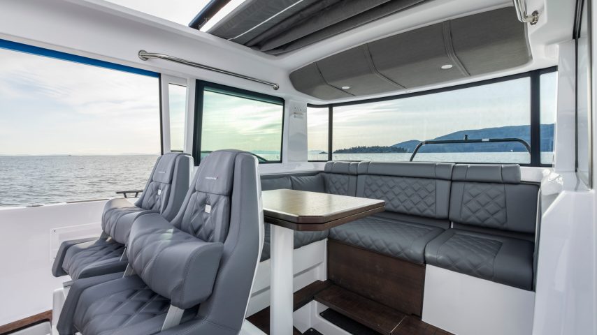 Axopar-37-XC-gallery_662A1425-Edit