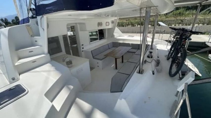 a4de0740-ef05-41b7-a943-1aae928883f5